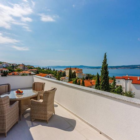 Apartments Cvetkovic Crikvenica Exteriör bild