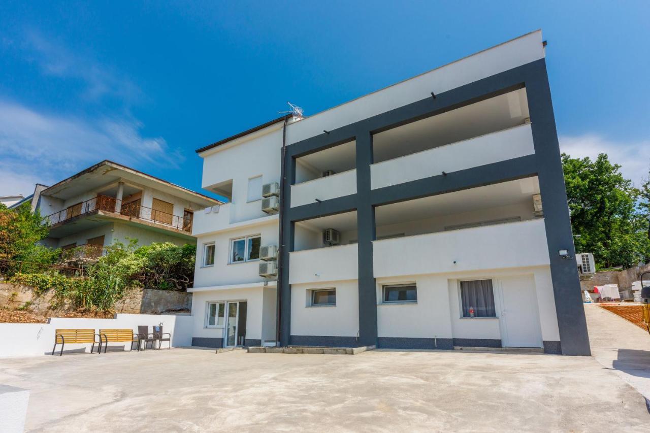 Apartments Cvetkovic Crikvenica Exteriör bild